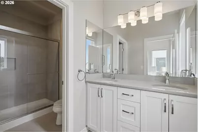 17100 SW Albatross Ln, Beaverton, OR 97007 - Photo 17