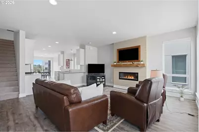 17100 SW Albatross Ln, Beaverton, OR 97007 - Photo 5
