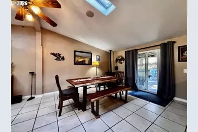 48838 McFarland Rd, Oakridge, OR 97463 - Photo 15