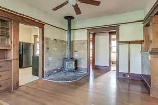 307 NE 10th St, McMinnville, OR 97128 - Photo 11