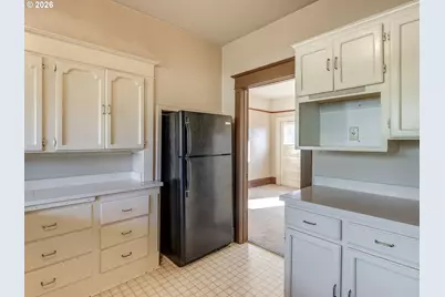 307 NE 10th St, McMinnville, OR 97128 - Photo 19