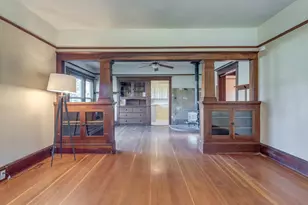 307 NE 10th St, McMinnville, OR 97128 - Photo 9