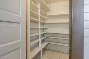 307 NE 10th St, McMinnville, OR 97128 - Photo 25