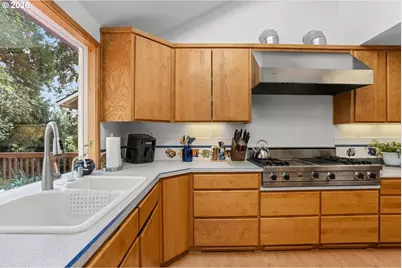 4249 Riverview Dr, West Linn, OR 97068 - Photo 13