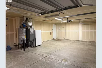 2242 N M St, Washougal, WA 98671 - Photo 31