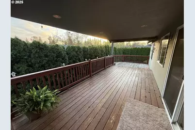 2242 N M St, Washougal, WA 98671 - Photo 29