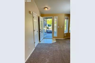2242 N M St, Washougal, WA 98671 - Photo 7