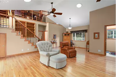 2867 NW Kline St, Roseburg, OR 97471 - Photo 13