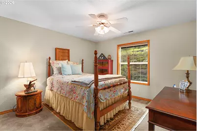 2867 NW Kline St, Roseburg, OR 97471 - Photo 29