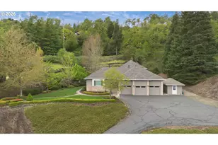 2867 NW Kline St, Roseburg, OR 97471 - Photo 1