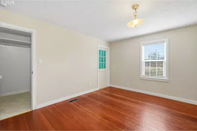 2063 2nd St, Springfield, OR 97477 - Photo 19