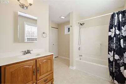 2063 2nd St, Springfield, OR 97477 - Photo 25