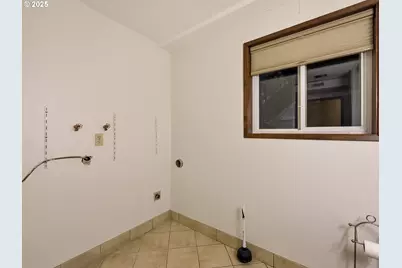 16420 Chessington Ct, Gladstone, OR 97027 - Photo 29