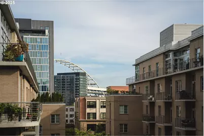 1030 NW 12th Ave #422, Portland, OR 97209 - Photo 5