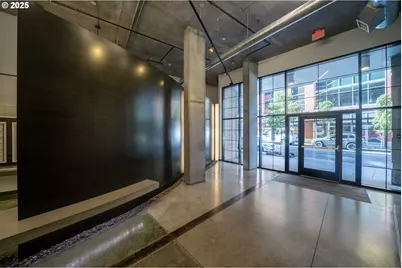 1030 NW 12th Ave #422, Portland, OR 97209 - Photo 31