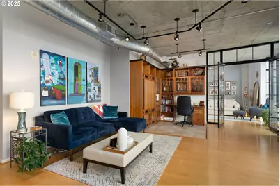 1030 NW 12th Ave #422, Portland, OR 97209 - Photo 13