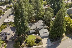 2910 Carriage Way, West Linn, OR 97068 - Photo 45