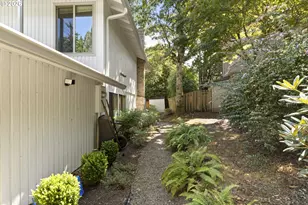 2910 Carriage Way, West Linn, OR 97068 - Photo 37