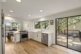 2910 Carriage Way, West Linn, OR 97068 - Photo 11