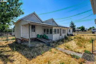 285 College St, Adams, OR 97810 - Photo 37
