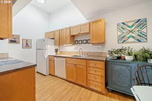 7302 N New York Ave, Portland, OR 97203 - Photo 11