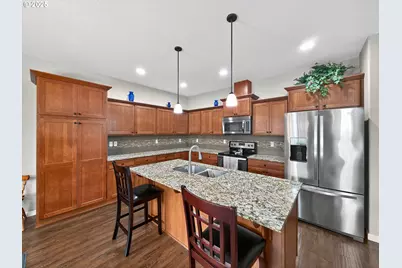 2741 25th Pl, Forest Grove, OR 97116 - Photo 11