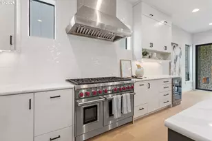 4977 Summit St, West Linn, OR 97068 - Photo 7