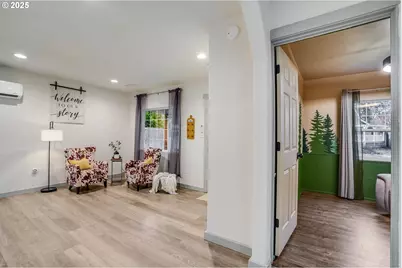 108 South St, Silverton, OR 97381 - Photo 7