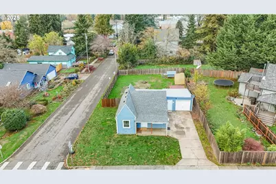 108 South St, Silverton, OR 97381 - Photo 1