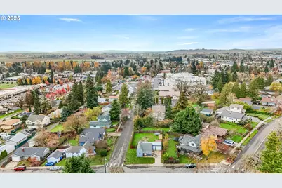 108 South St, Silverton, OR 97381 - Photo 27