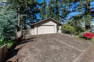 992 Sunset Dr, Springfield, OR 97477 - Photo 1
