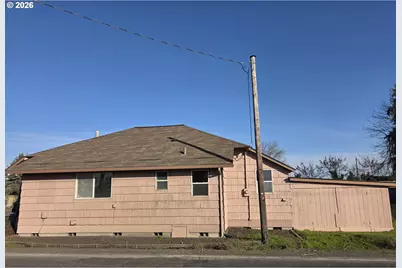 108 W 1st St, Canby, OR 97013 - Photo 27