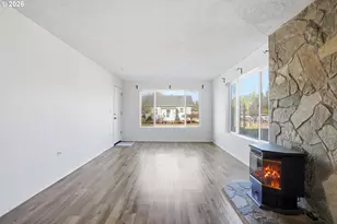 108 W 1st St, Canby, OR 97013 - Photo 5