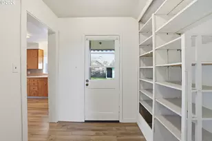 108 W 1st St, Canby, OR 97013 - Photo 11