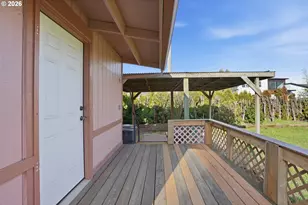 108 W 1st St, Canby, OR 97013 - Photo 21