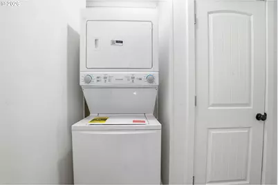 5933 SE Haig St, Portland, OR 97206 - Photo 7