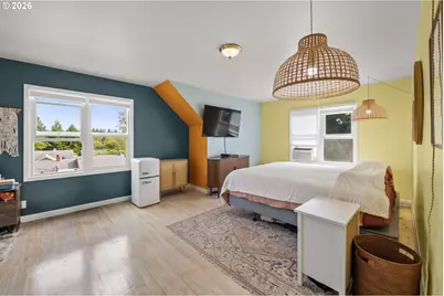 7 Klaskanine Ave, Astoria, OR 97103 - Photo 5