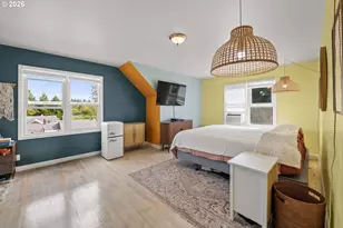 7 Klaskanine Ave, Astoria, OR 97103 - Photo 5