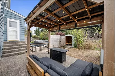 7 Klaskanine Ave, Astoria, OR 97103 - Photo 29