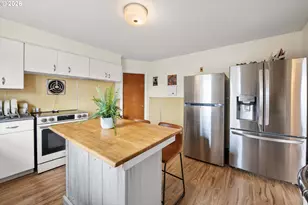7 Klaskanine Ave, Astoria, OR 97103 - Photo 25