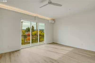 6375 N Lombard St, Portland, OR 97203 - Photo 9