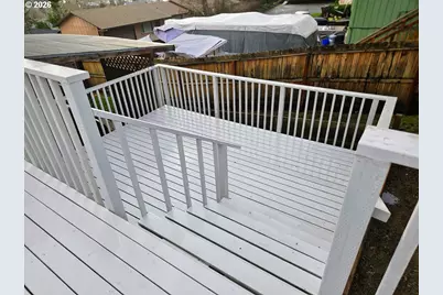 1818 NE Todd St, Roseburg, OR 97470 - Photo 17