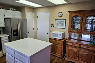 1818 NE Todd St, Roseburg, OR 97470 - Photo 7