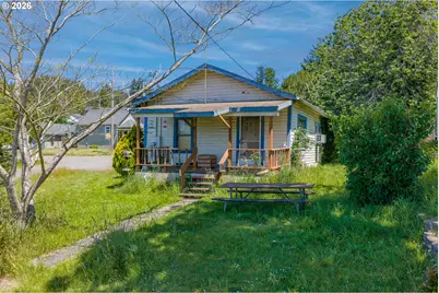 692 N Elliott St, Coquille, OR 97423 - Photo 5