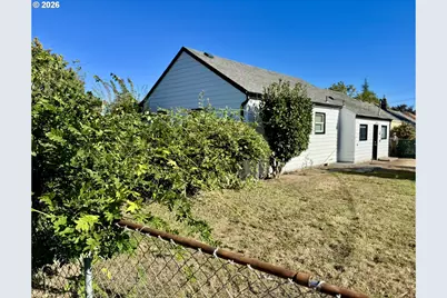 105 Maple Blvd, Wood Village, OR 97060 - Photo 27