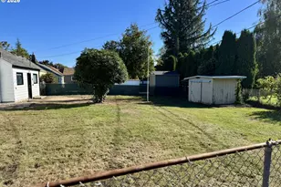 105 Maple Blvd, Wood Village, OR 97060 - Photo 29