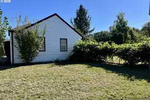 105 Maple Blvd, Wood Village, OR 97060 - Photo 25