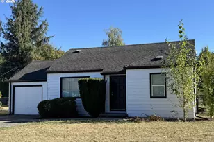 105 Maple Blvd, Wood Village, OR 97060 - Photo 1