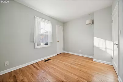 4230 NE 54th Ave, Portland, OR 97218 - Photo 23