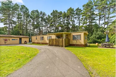 4835 Gloria Gayle Way, Florence, OR 97439 - Photo 3